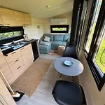 Kamp alanı Solhem - Tiny With Sauna On Wheels