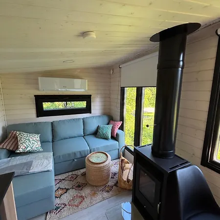 Kamp alanı Solhem - Tiny With Sauna On Wheels