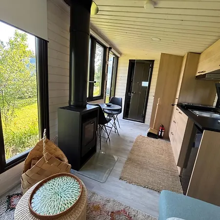 Solhem - Tiny With Sauna On Wheels Kamp alanı
